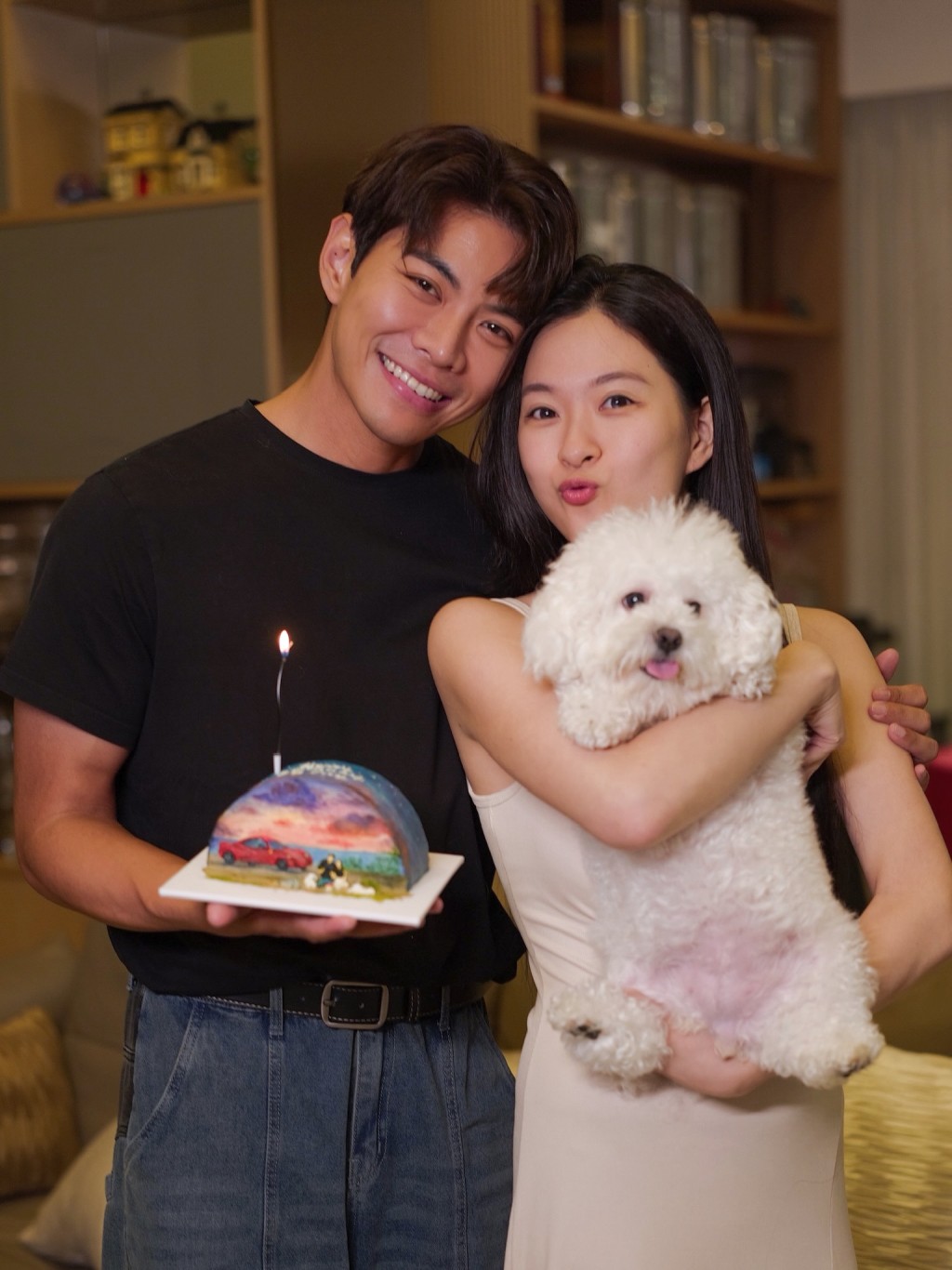 羅天宇生日攬陳懿德放閃。