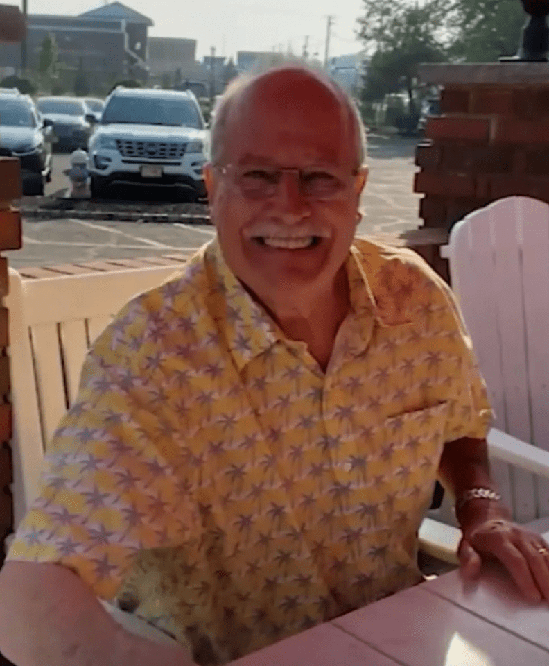 克蘭維爾的鄰居、70歲的威廉．阿勒（William Ahle）最初被認為是試圖施救的英雄，但其後被當局控以謀殺等罪。abc 7 畫面截圖