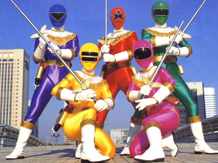 坂本浩一曾任《新恐龍戰隊》不同崗位包括導演，動作導演、特技動作協調員等。