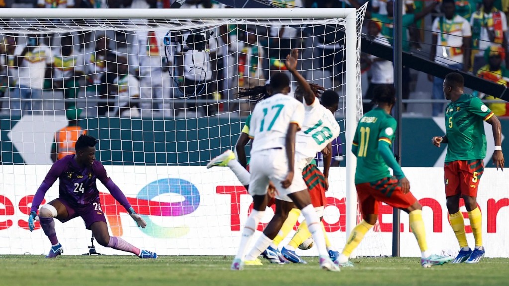 塞内加尔皇牌沙迪奥文尼下半场补时5分钟射入锁定胜局的一球。网上图片