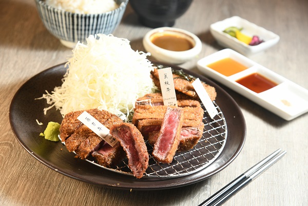 京都勝牛三味套餐 $218
店家招牌套餐包括炸翼板、菲力及薄片醬味牛，肉味及口感各異，值得捧場。