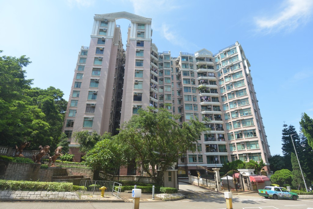 大埔新峰花園兩房680萬沽。