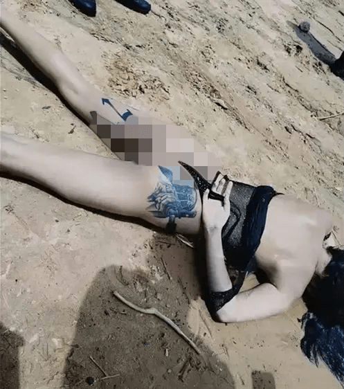 警方凭尸体身上的纹身及衣服等初部判定死者为席尔维亚。