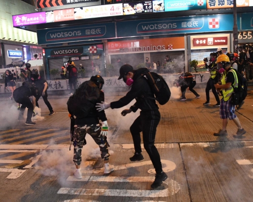九龍昨日爆發激烈衝突。資料圖片