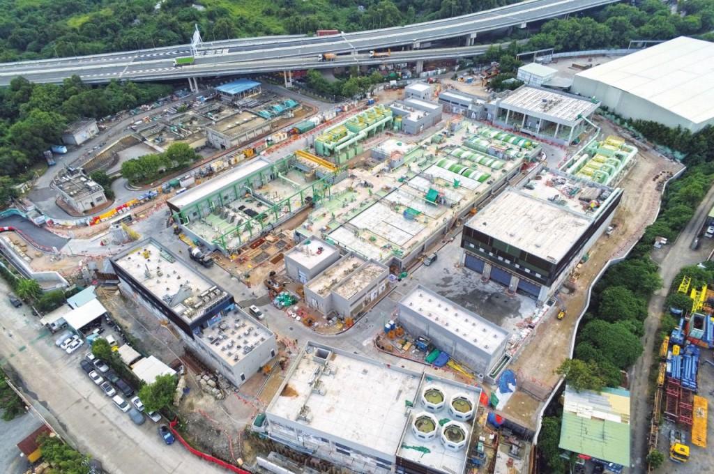 新围污水处理厂改善工程的设计和建造工程于 2016年5月展开，并于2021年3月5日大致完成。渠务署图片