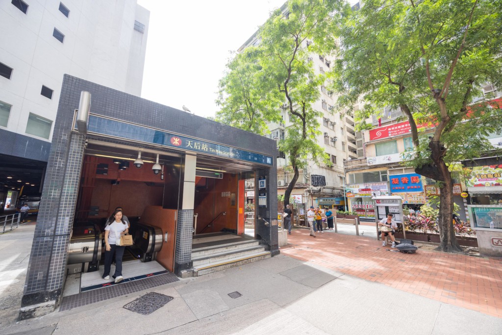 嘉居・天后距港鐵天后站僅約90秒步程,屬區內最貼近港鐵的全新盤。 嘉居・天后距港鐵天后站僅約90秒步程,屬區內最貼近港鐵的全新盤。