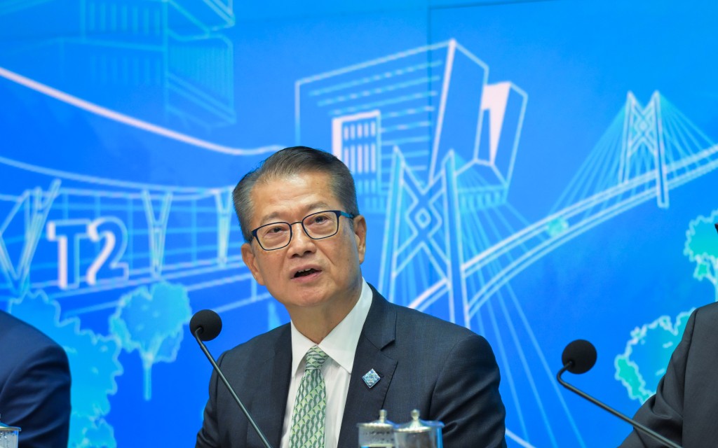 陳茂波上周就香港第一個五年規劃及新一份《施政報告》關於北部都會區發展內容，主持記者會。陳茂波網誌