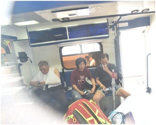 事件中7人受傷。