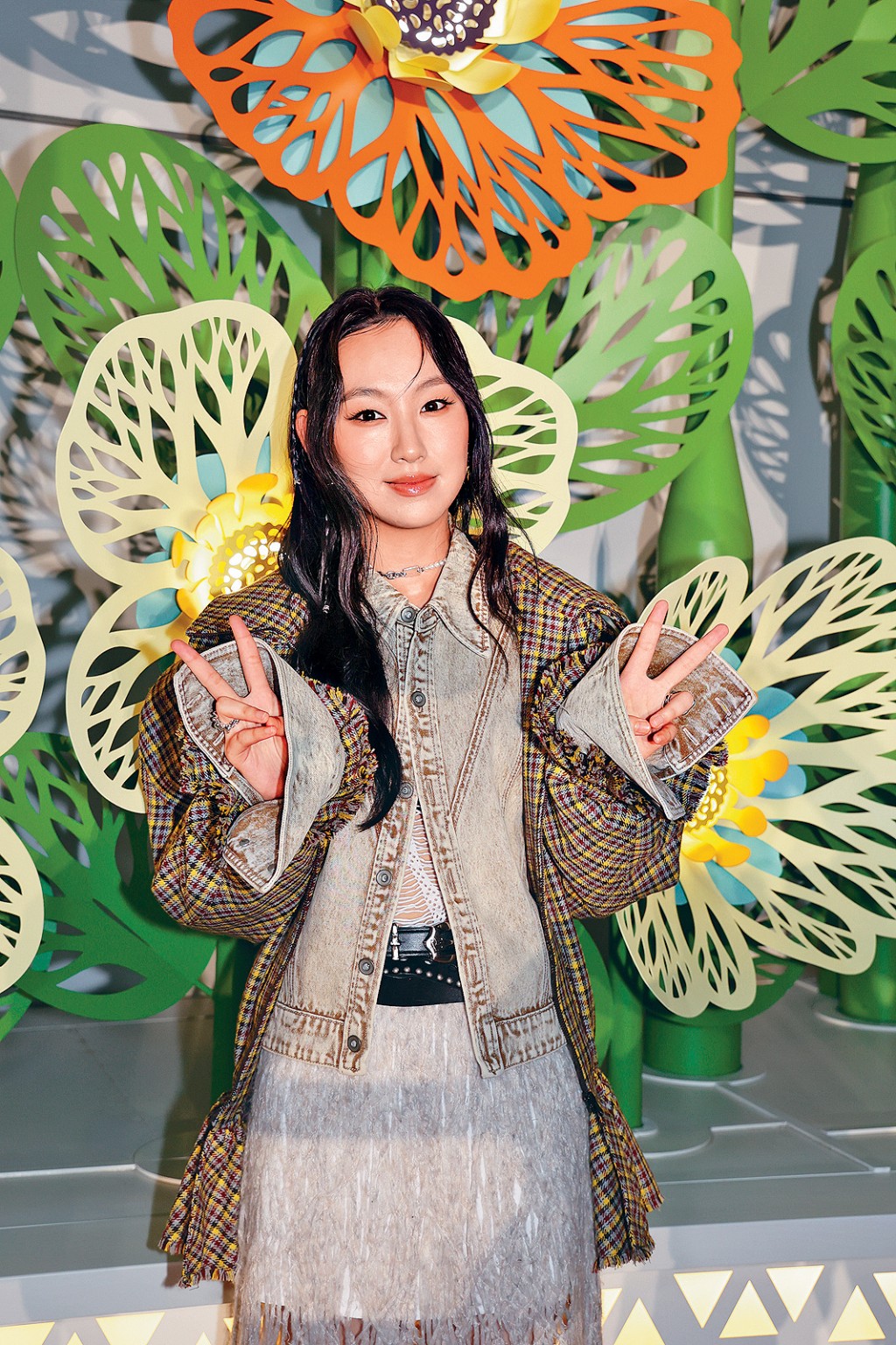 炎明熹指有與《聲夢傳奇》的同伴分享新動向。