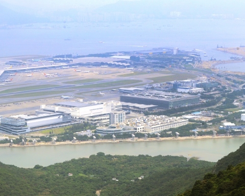 立法會工務小組通過機場第三跑道空管及消防設施項目。資料圖片