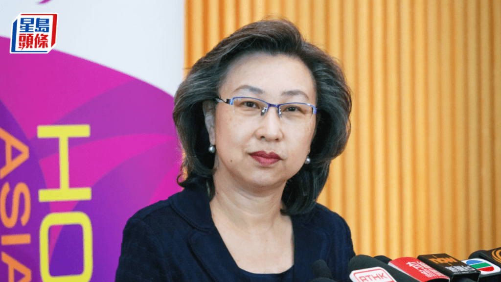 楊何蓓茵表示過去5年共有16名公務員啟動過現行機制。