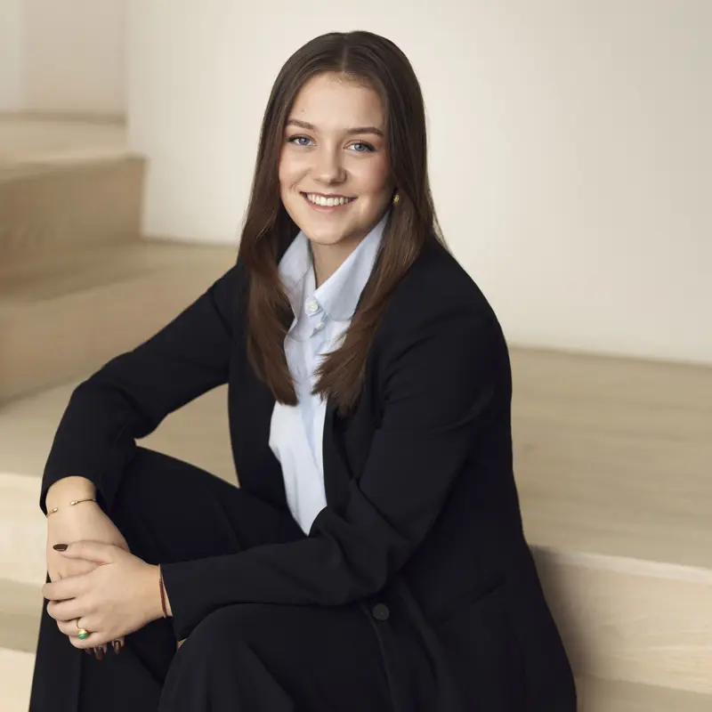 伊莎贝拉公主高中毕业后将直接入伍。 kongehuset.dk