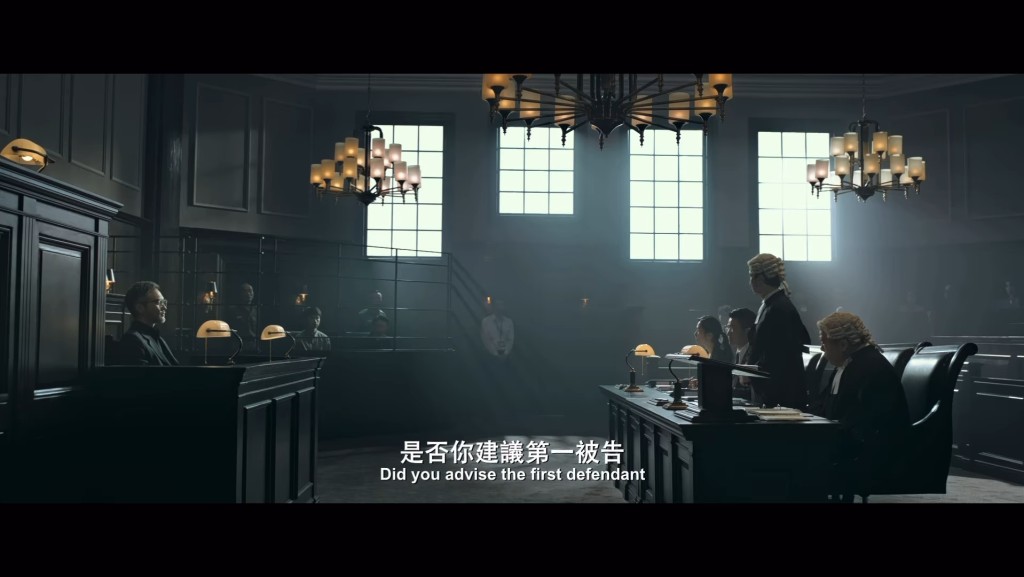 甄子丹在法庭中盘问张智霖时，一字一句都铿锵有力。