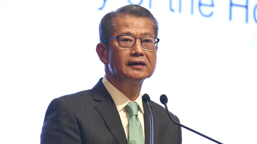 陳茂波:本月四度觸發強方兌換保證 向市場注入1,290億港元