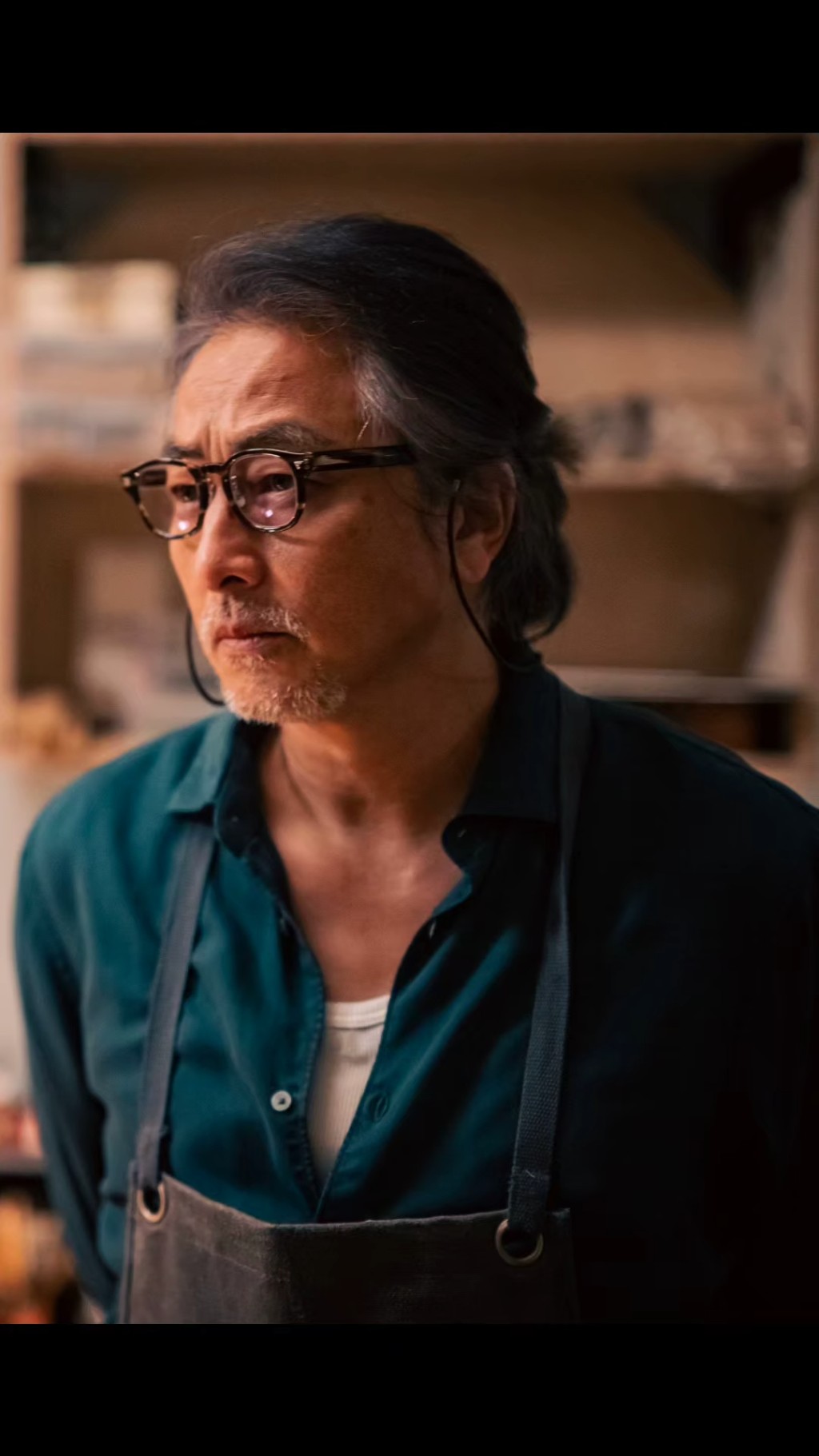 作為實力派演員,張松枝不會太顧及形象,在作品中不介意老態示人。 作為實力派演員,張松枝不會太顧及形象,在作品中不介意老態示人。
