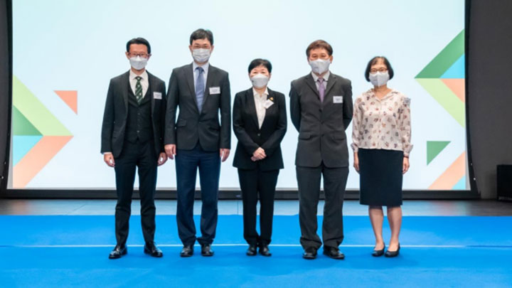 兩岸四地輔導與諮詢高峰論壇今天於仁大校舍舉行開幕式。