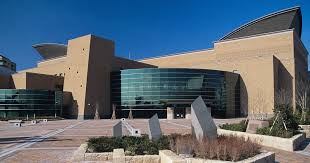 日本福岡市圖書館。 官網圖片