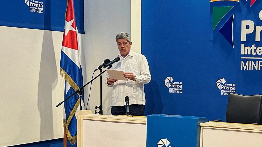 德科西奧強調並不認為美方行動有發生的必要性，亦「毫無正當理由」，並希望衝突不會出現。路透社