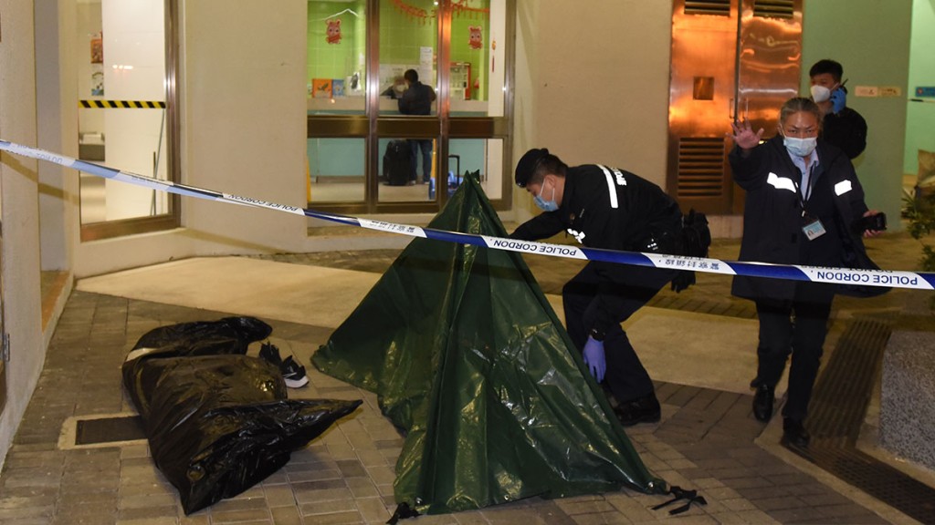 男子當場死亡。