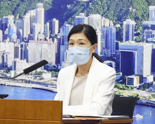 何婉霞。資料圖片