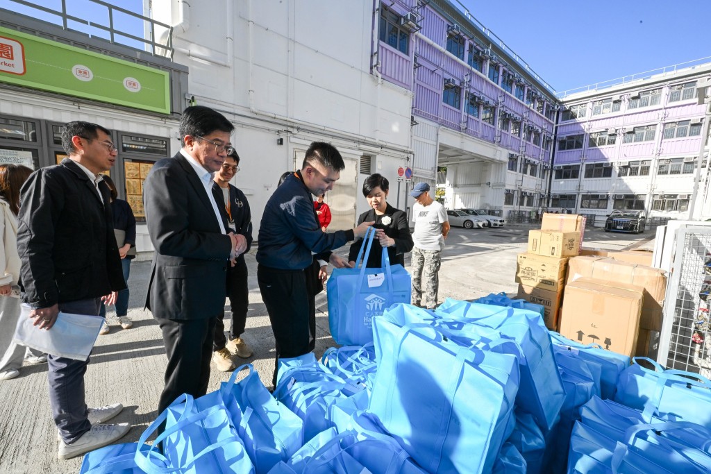 當局會竭盡所能，協助居民渡過今次難關。