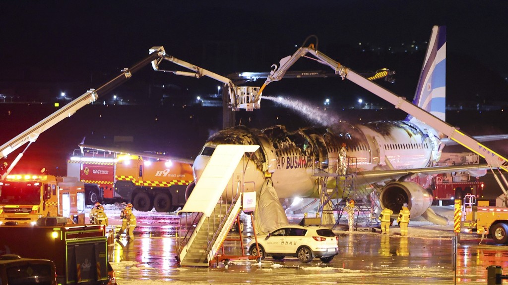 遊韓注意︱韓國往港客機上周起火 釜山航空禁止外置充電器放行李架