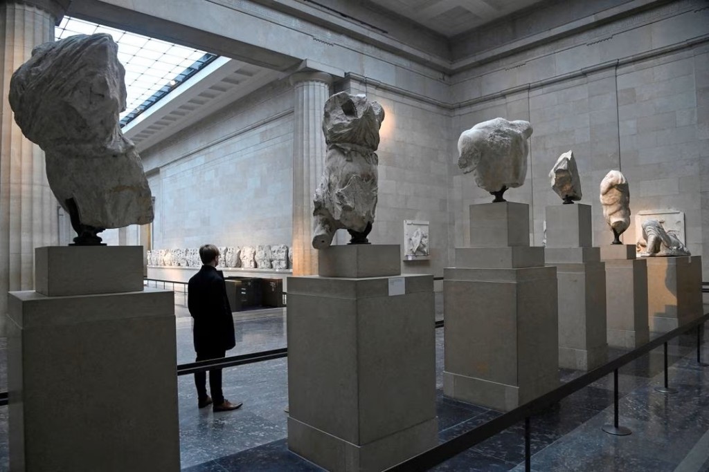 大英博物馆发生严重失窃事件，约2,000件文物失踪。路透社