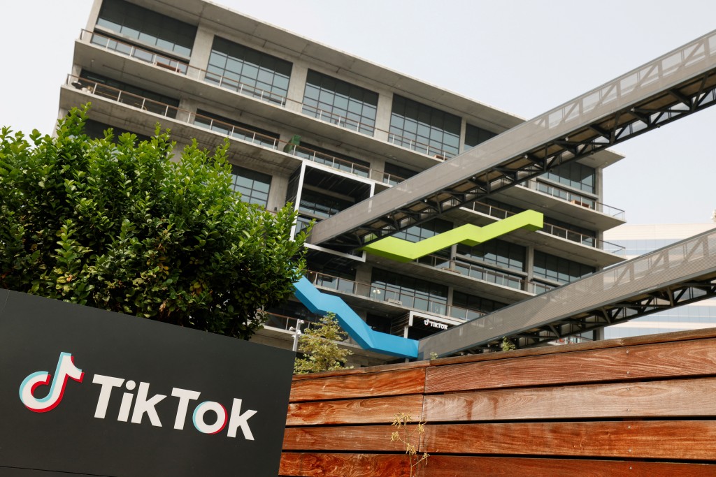 传TikTok计画在全球营运及行销部门大裁员。路透社