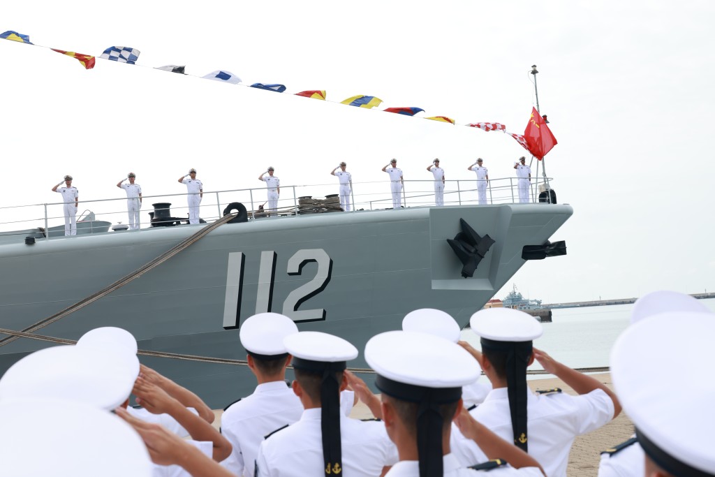 「中華第一艦」退出現役。 新華社