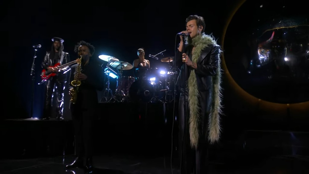 Harry Styles為頒獎禮作開場表演嘉賓。