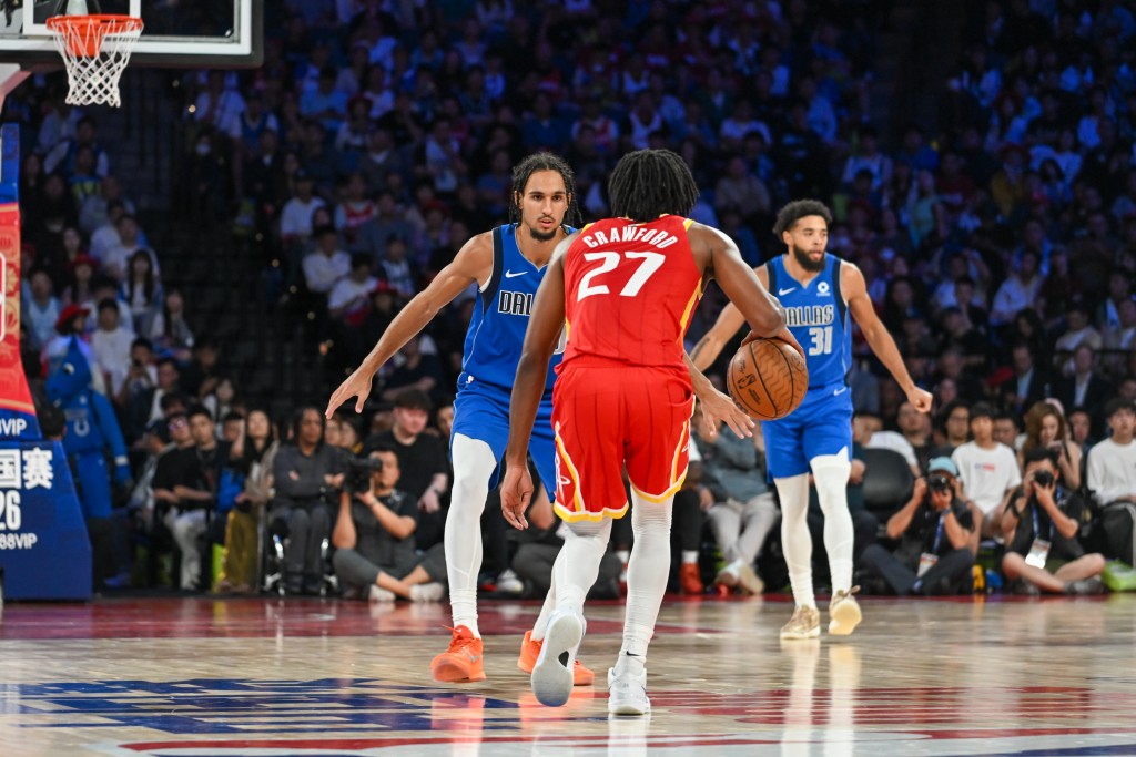 NBA中国赛独行侠vs火箭。魏国谦摄