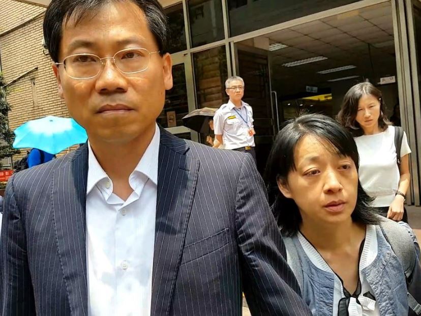 小燈泡父母。資料圖片