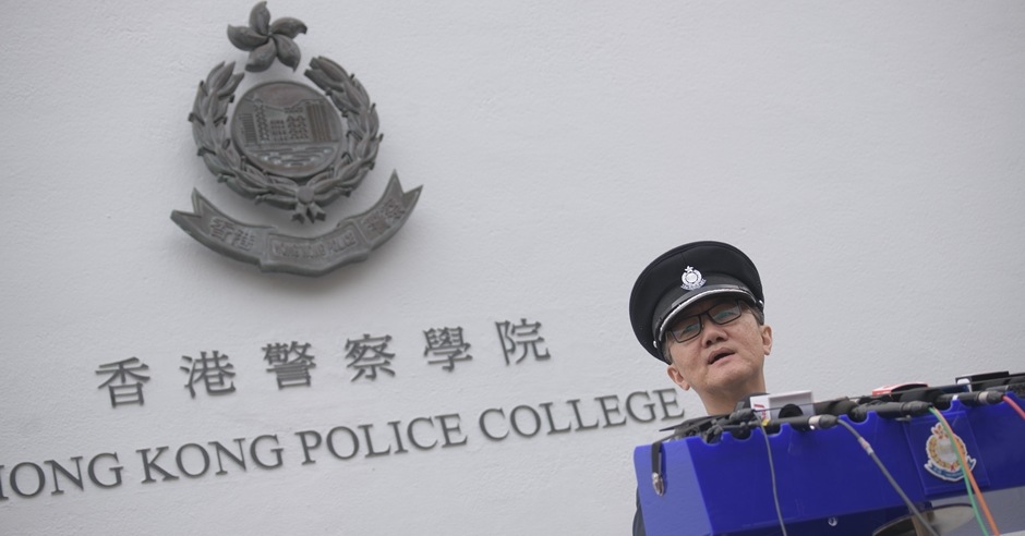 萧泽颐出席警察学院结业典礼后见传媒。陈浩元摄