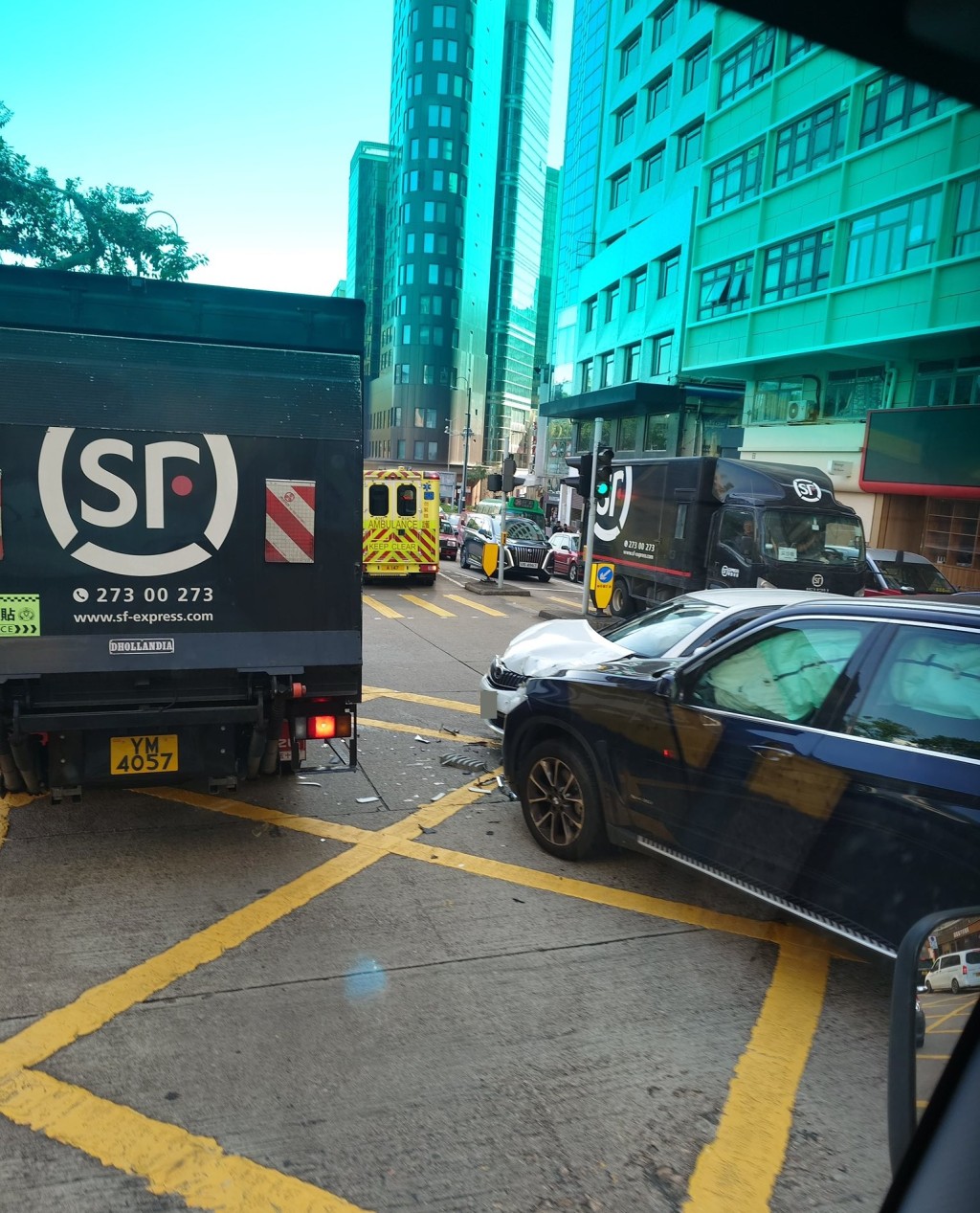 fb馬路的事 (即時交通資訊台)圖片 fb馬路的事 (即時交通資訊台)圖片