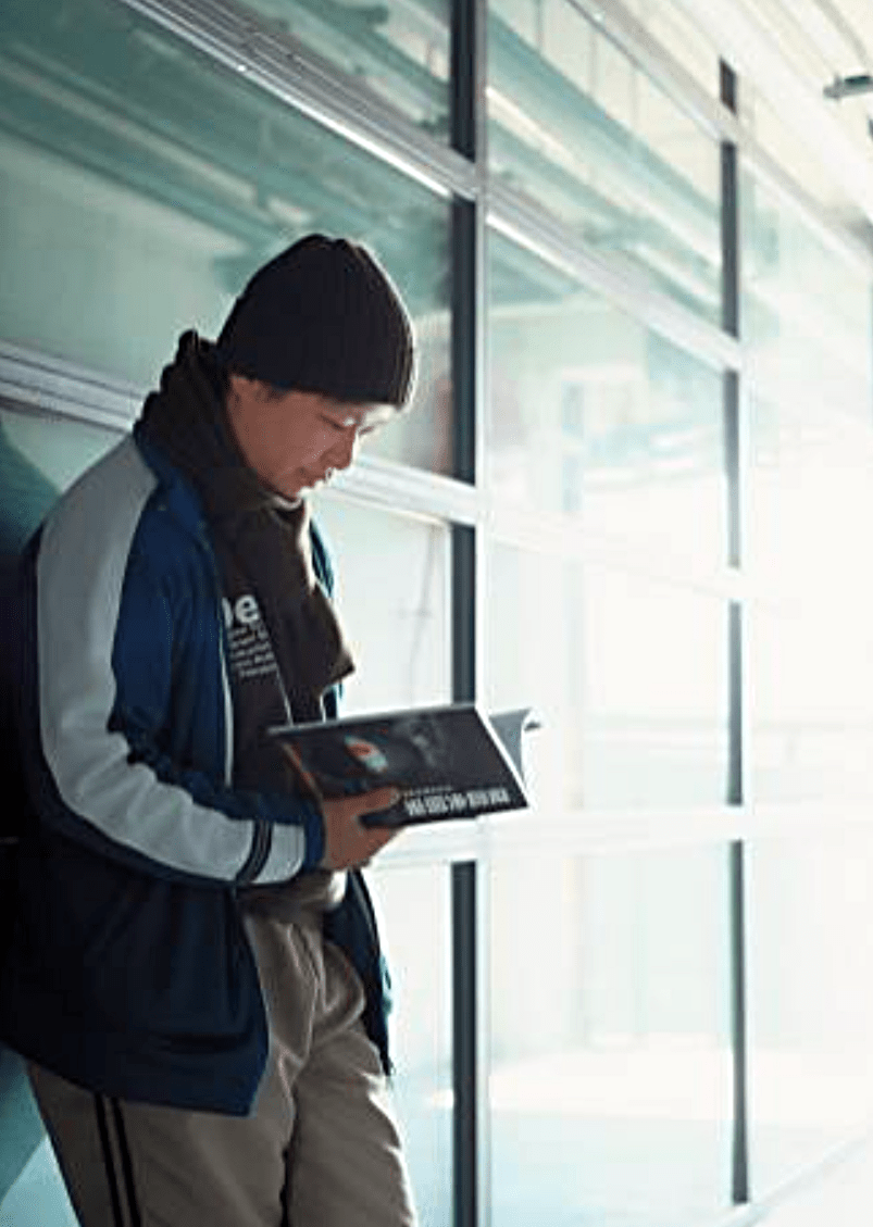 潘小文曾將四川地震的經歷結集成書。