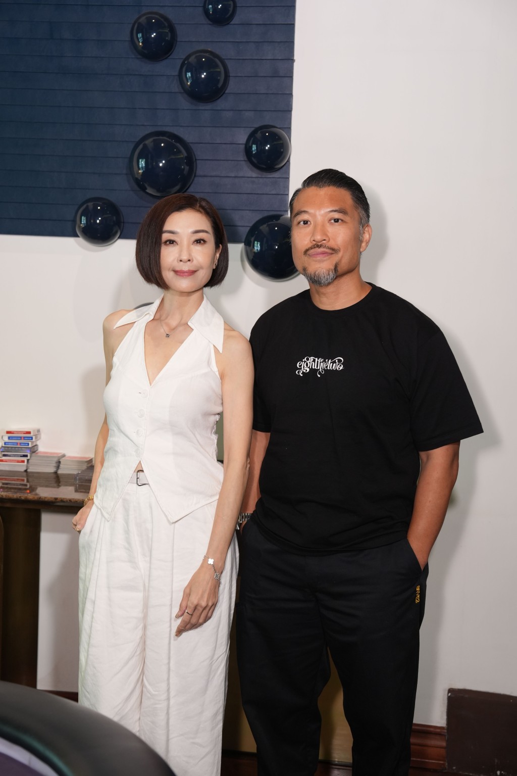 伍詠薇、李凱賢（Brian）主持HOY節目《九運會客室》在網上大受歡迎。