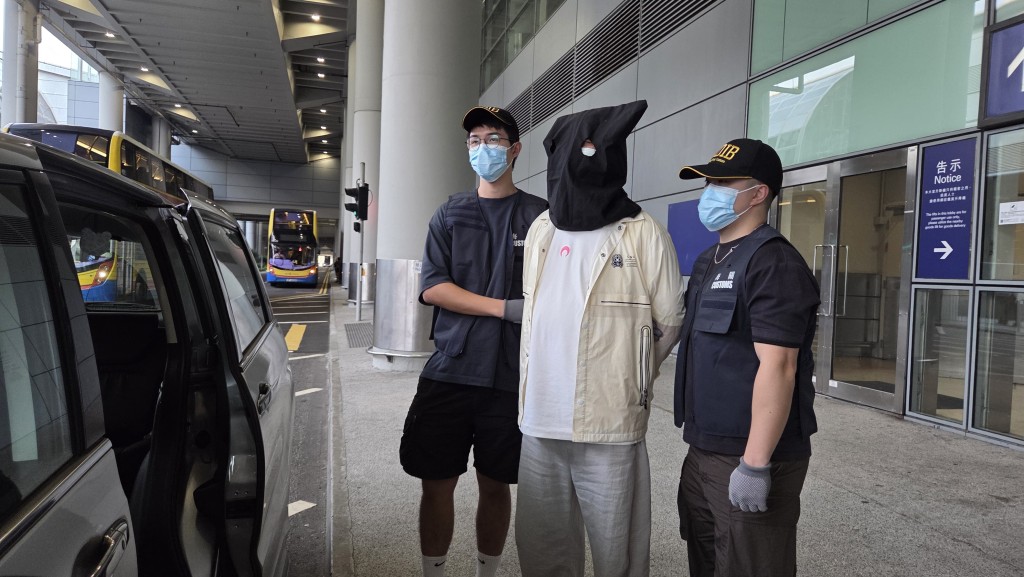 首宗案件的被捕內地男子。