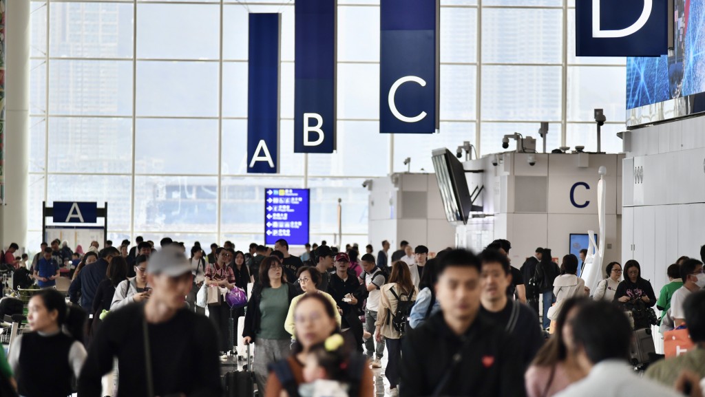 機管局：受伊朗局勢影響 3班往利雅德及杜拜航班延誤 暫未有航班取消