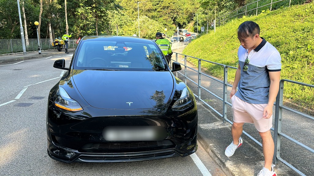 肇事Tesla 私家車。