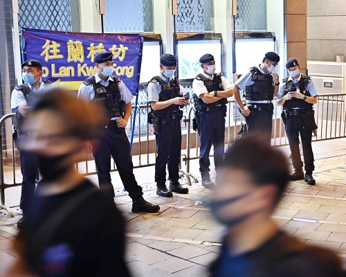 24歲男子昨萬聖節期間擾亂公共秩序,其後再涉襲警。資料圖片