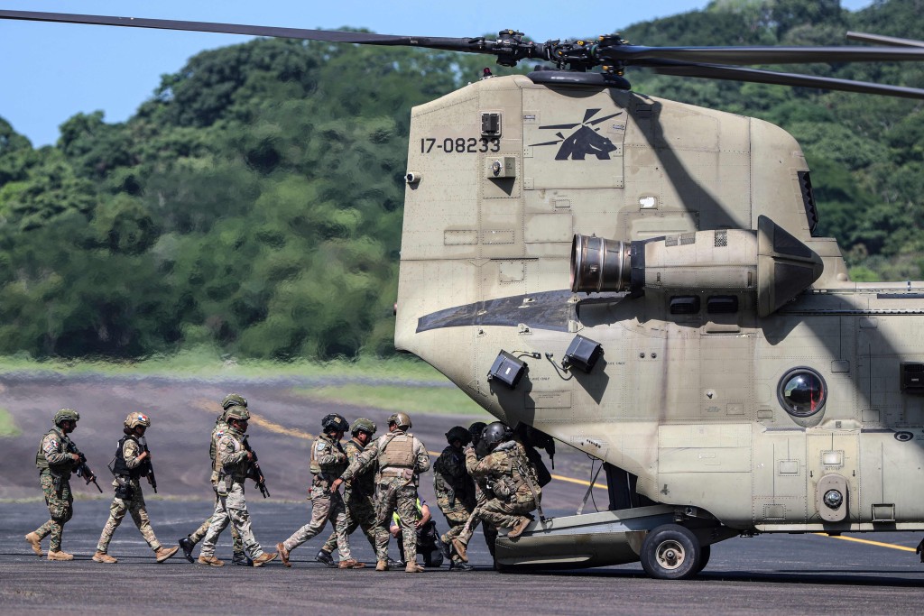 巴拿馬警方與美軍早前在巴拿馬運河進行聯合軍演。法新社