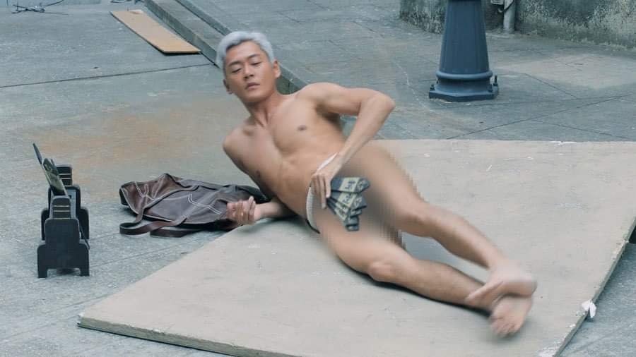 劇中張振朗仲要祼跑,有好多發揮。