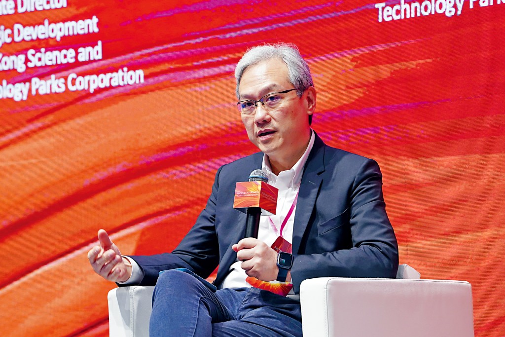 科技園公司首席企業發展總監姚慶良博士指，科技園公司的微電子基建可說一應備全，協助轉移各種專業知識及加速投產。