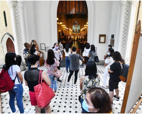 聖公會聖約翰主教座堂恢復公開主日崇拜。