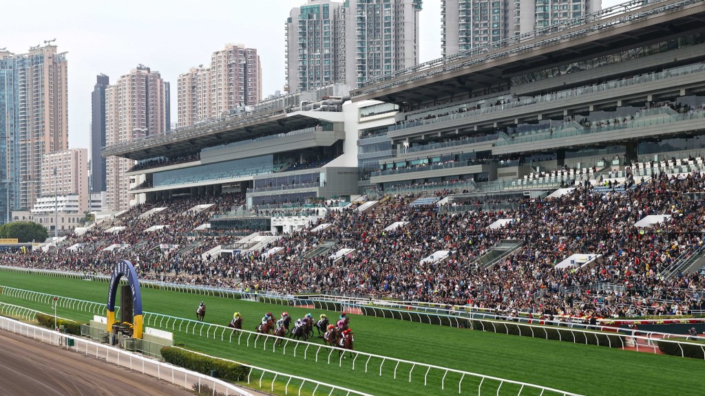 馬會「好運1月1」賽馬日丁財兩旺 吸引近五萬人次入場 內地遊客升幅達一倍