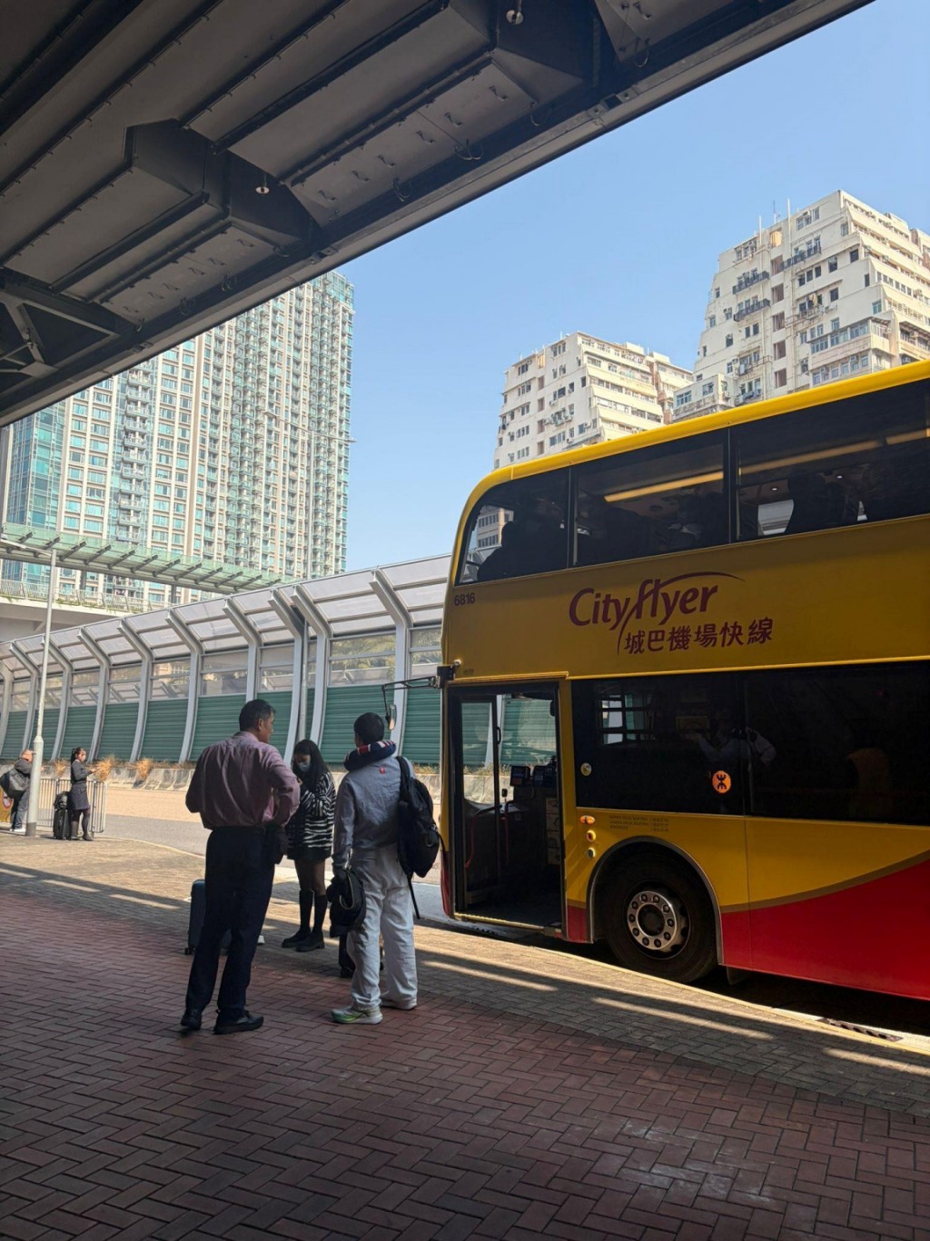 有乘客在社交平台稱，A29車長抵達佐敦時，「話唔識路叫晒落車」。FB：Jon Wong@馬路的事討論區