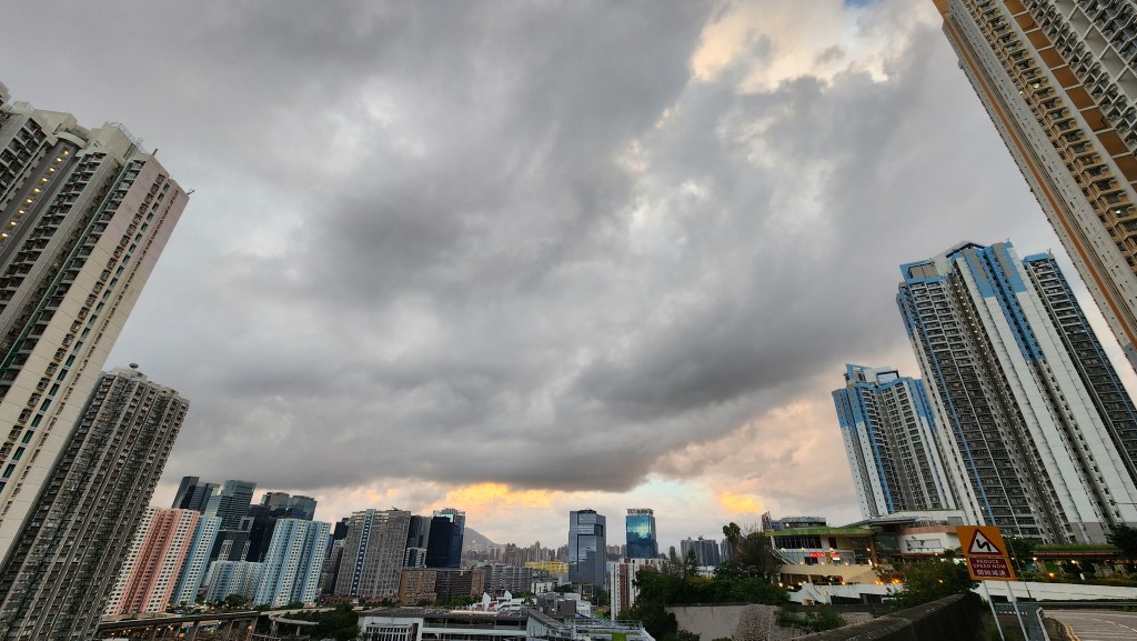 今日大致多雲。黎志偉攝