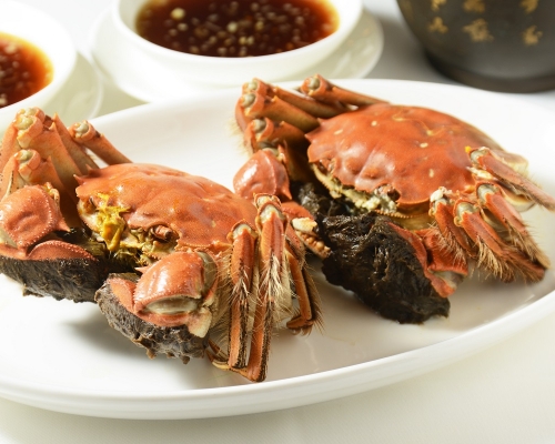 不少市民都會食大閘蟹。資料圖片