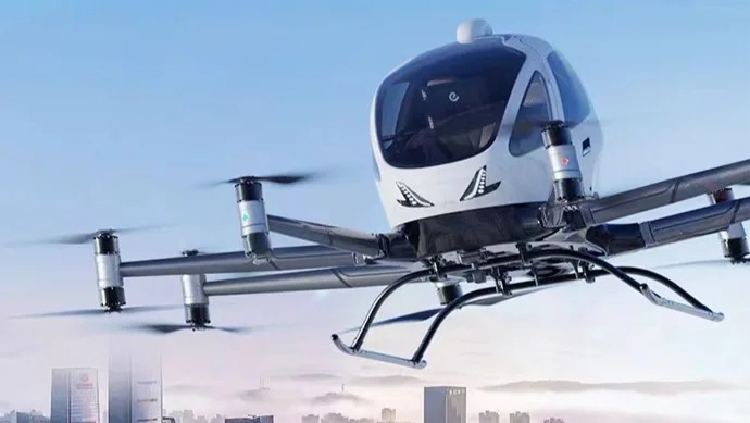 無人駕駛「空中的士」億航EH216-S，在淘寶上架開售。