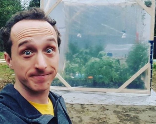 科學家進行怪實驗以喚起世人對環保的關注。Kurtis Baute Instagram